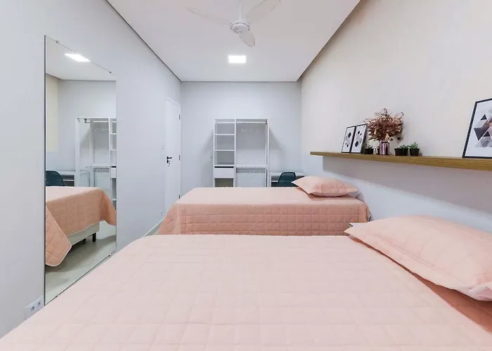 AP 24 Marujá Guarujá Enseada Apartamento